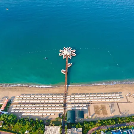 Üdülőközpont Sueno 5*